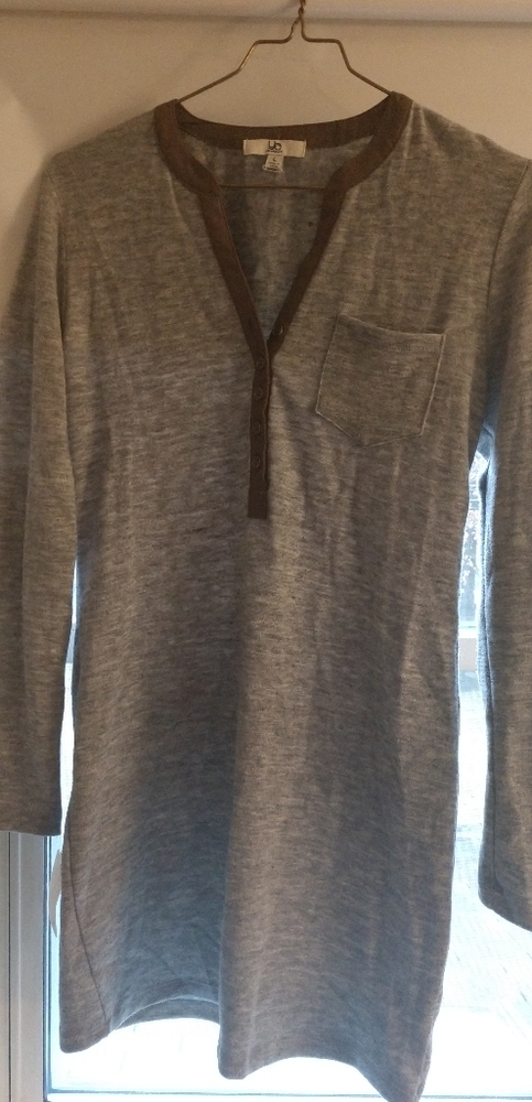 Well made long sleeve long grey top or  dress.